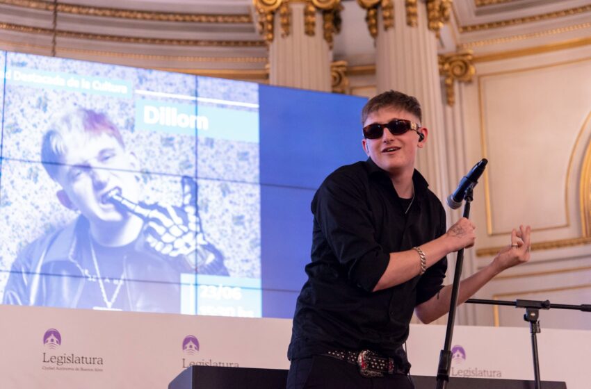  La Legislatura Porteña distinguió al artista Dillom como Personalidad destacada
