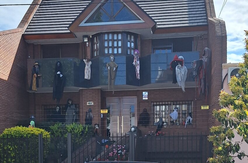  Parque Chas: ¿En sus barrios también están flasheando Halloween?”
