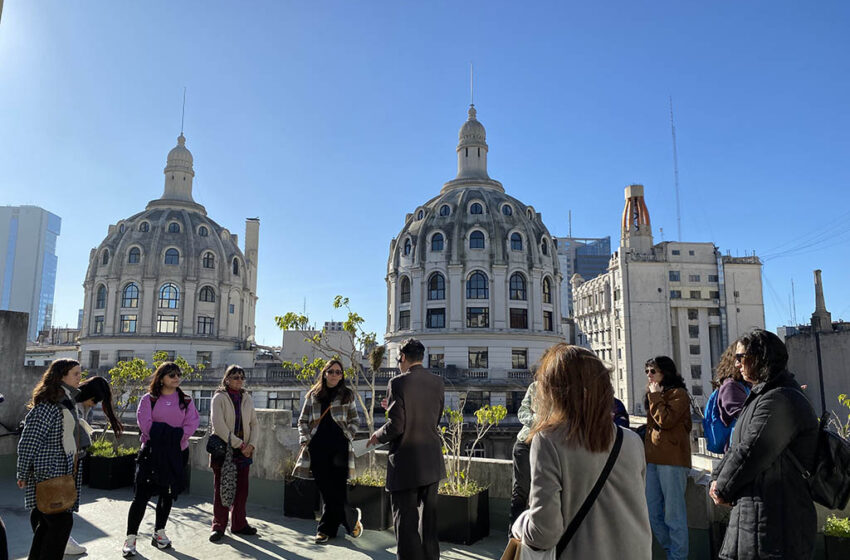  Más de 20 mil personas disfrutaron de los miradores porteños